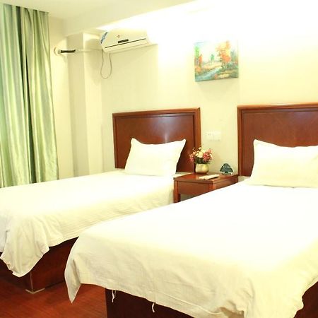 Greentree Inn Guangdong Shantou Gurao Gugui Road Business Hotel מראה חיצוני תמונה