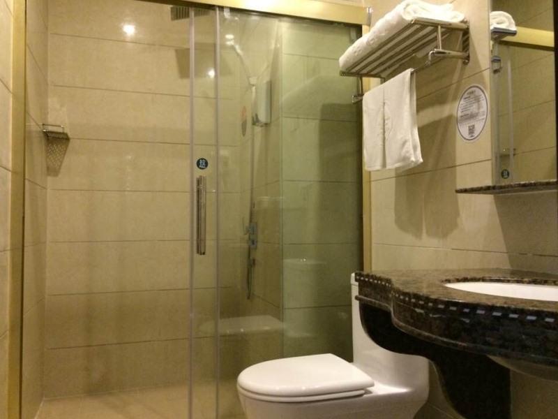 Greentree Inn Guangdong Shantou Gurao Gugui Road Business Hotel מראה חיצוני תמונה