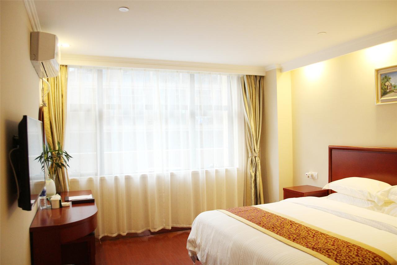 Greentree Inn Guangdong Shantou Gurao Gugui Road Business Hotel מראה חיצוני תמונה