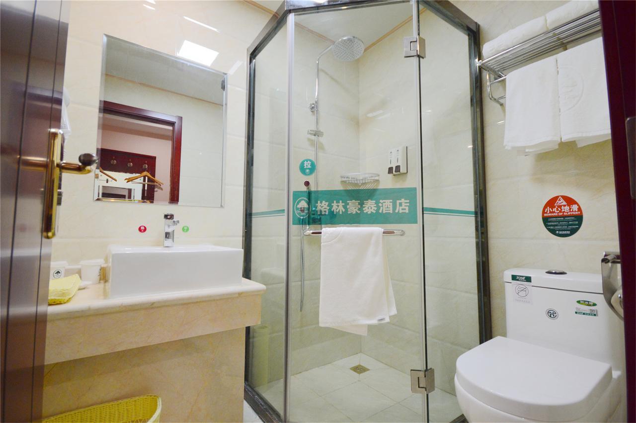 Greentree Inn Guangdong Shantou Gurao Gugui Road Business Hotel מראה חיצוני תמונה
