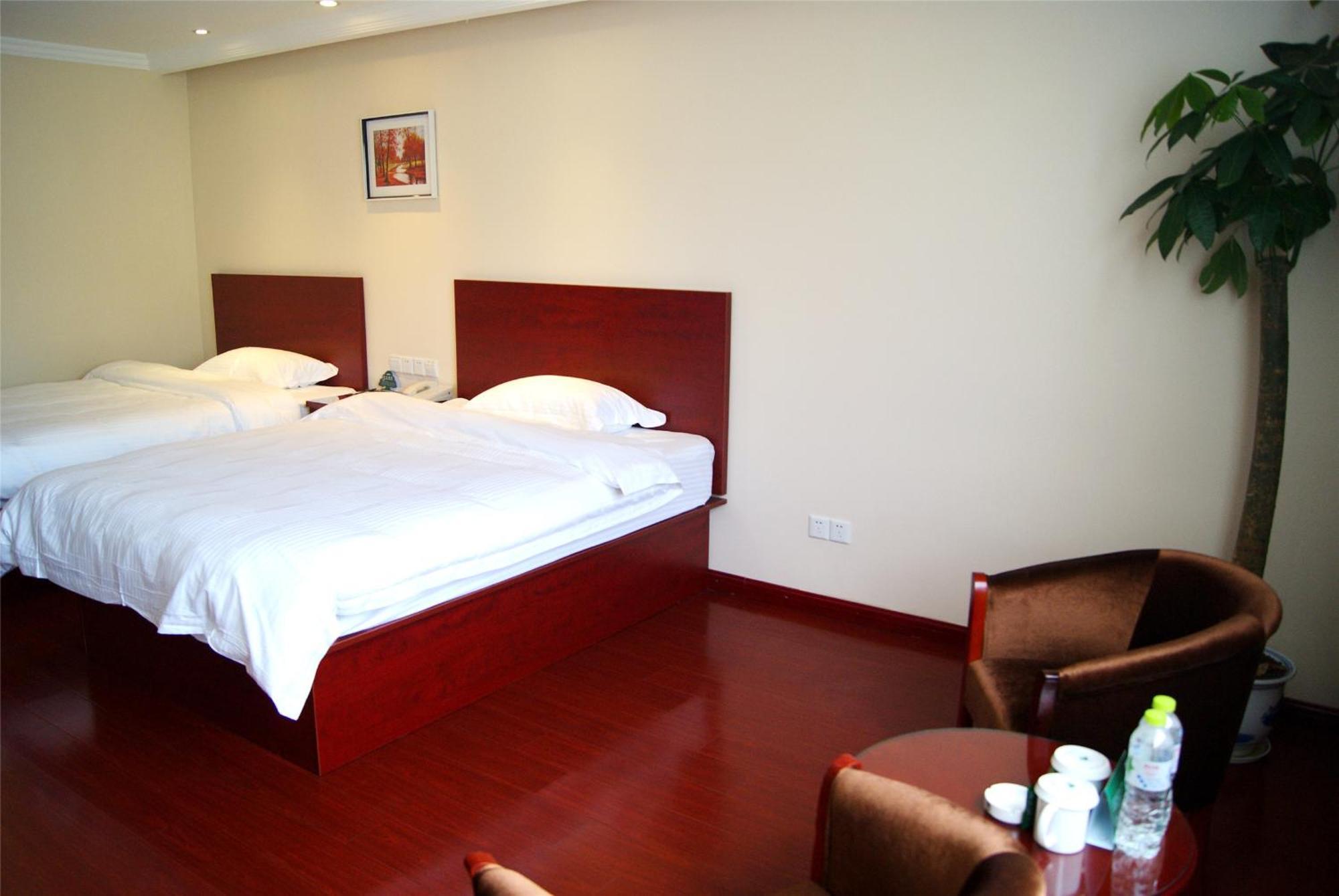 Greentree Inn Guangdong Shantou Gurao Gugui Road Business Hotel מראה חיצוני תמונה