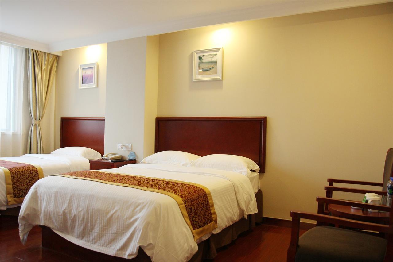 Greentree Inn Guangdong Shantou Gurao Gugui Road Business Hotel מראה חיצוני תמונה