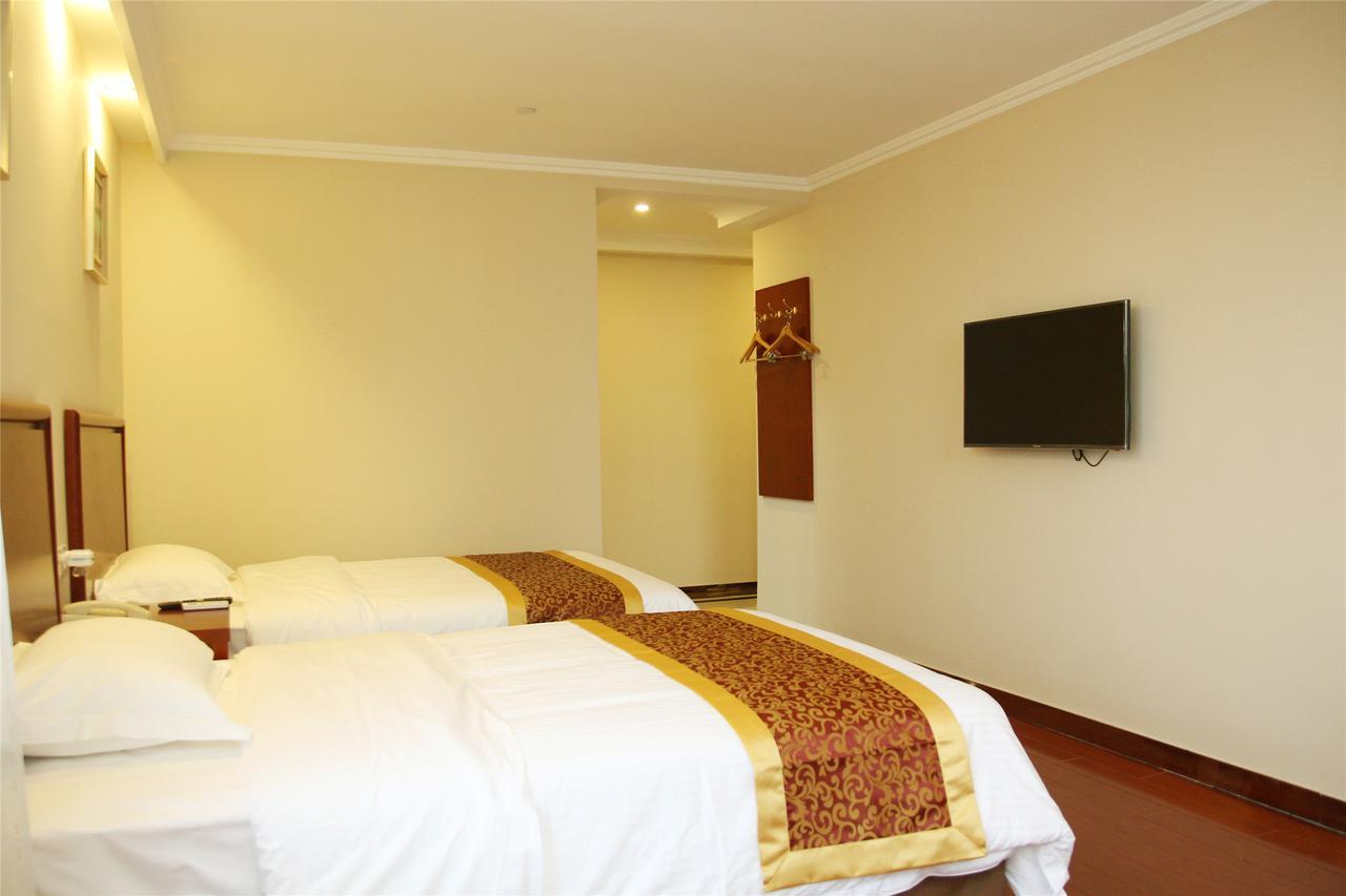 Greentree Inn Guangdong Shantou Gurao Gugui Road Business Hotel מראה חיצוני תמונה